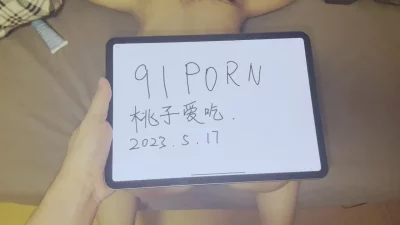 要小女友穿上丝袜给我足交mp4