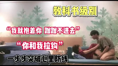 肉肉身材大屁股小少妇大白天山里野战铺上瑜伽垫深喉口交上位骑乘抱着屁股打桩机猛操逼逼抽烟69姿势口交舔逼